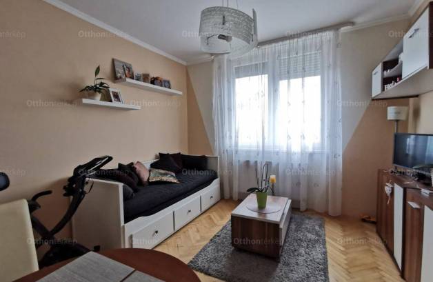 Eladó lakás Szeged a Barátság utcában
