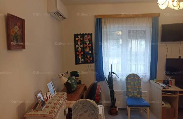 Eladó 2 szobás családi ház Győrszemere