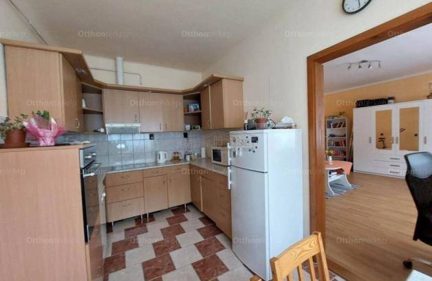 Soproni házrész eladó, 55 négyzetméteres, 2 szobás