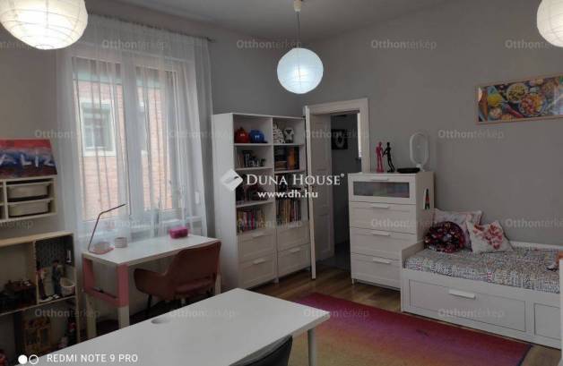 Eladó 3 szobás lakás Pécs