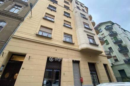 Eladó 2+1 szobás lakás Belső-Ferencvárosban, Budapest, Lónyay utca