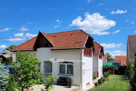 Kazincbarcikai családi ház eladó, 150 négyzetméteres