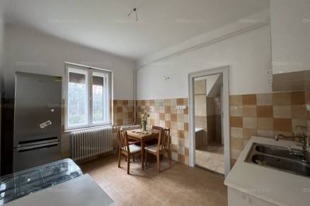 Budapesti családi ház eladó, 95 négyzetméteres, 3 szobás