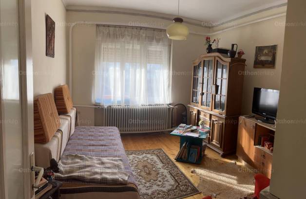 Eladó 2 szobás családi ház Dunaföldvár