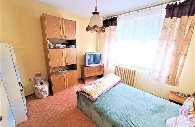 Kecskeméti eladó lakás, 2 szobás, Széchenyiváros
