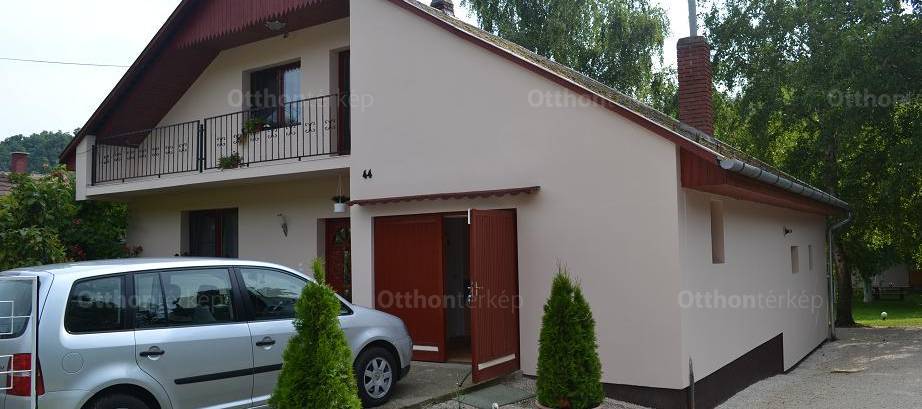 Eladó családi ház, Dióskál a Rákóczi Ferenc utcában 44-ben, 4 szobás