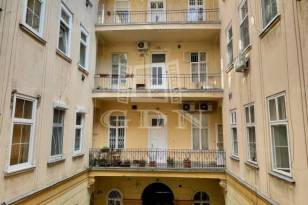 Budapest kiadó lakás, Terézváros, Lázár utca, 98 négyzetméteres