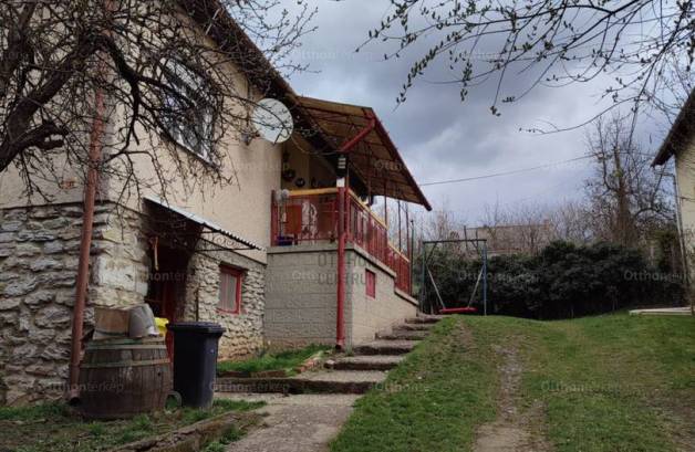 Eladó 3 szobás családi ház Szilvásvárad