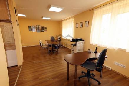 Eladó 4 szobás ikerház Győr