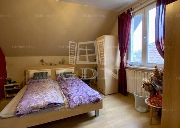 Budapest családi ház eladó, 4+1 szobás
