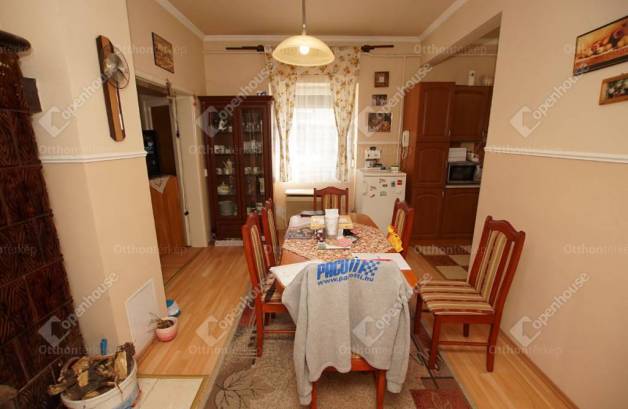 Székesfehérvári családi ház eladó, 130 négyzetméteres, 6 szobás