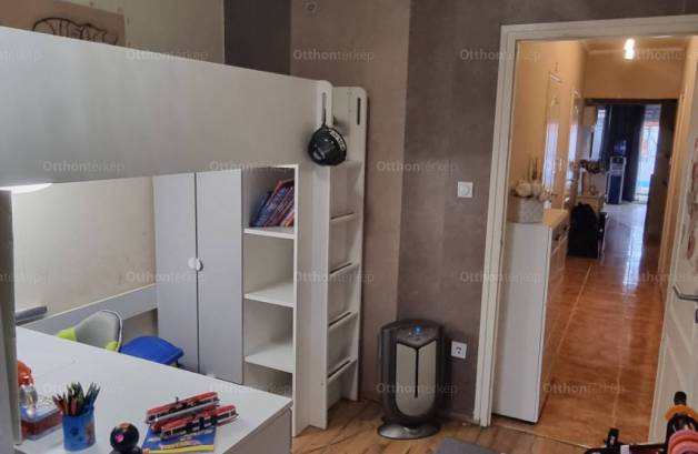 Eladó 4 szobás családi ház Budapest