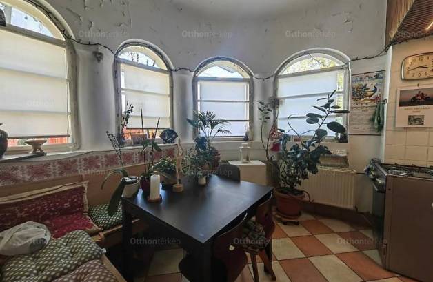 Budapest családi ház eladó, Angyalföldön, 5 szobás