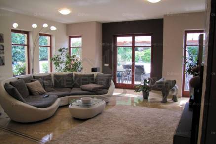 Családi ház eladó Győr, 339 négyzetméteres