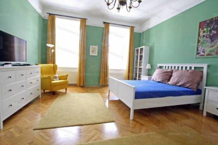 Soproni eladó lakás, 3 szobás, 114 négyzetméteres