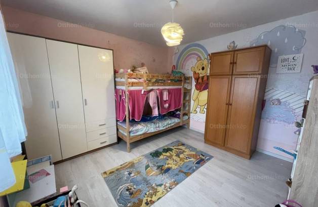 Eladó családi ház Keszthely, 5 szobás