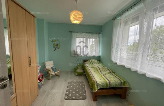 Eladó családi ház Keszthely, 5 szobás