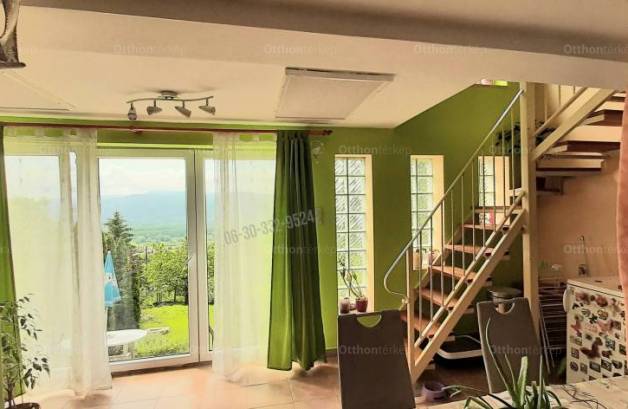 Kismarosi nyaraló eladó, 80 négyzetméteres, 2+1 szobás