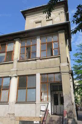 Eladó 12 szobás családi ház, Herminamezőn, Budapest