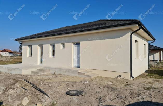 Mórahalom eladó új építésű családi ház