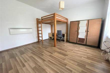 Győri lakás kiadó, 25 négyzetméteres, 1 szobás