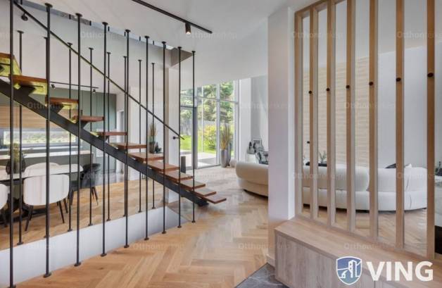 Budapesti új építésű családi ház eladó, 449 négyzetméteres, 7 szobás