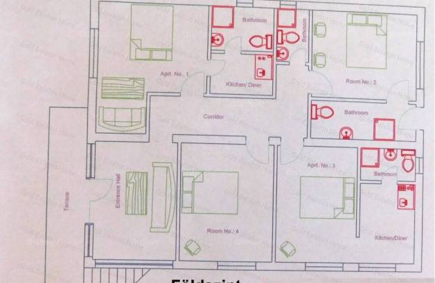 Zalakarosi családi ház eladó, 300 négyzetméteres, 12 szobás