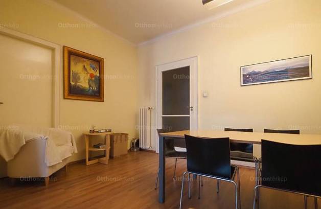 Budapest lakás eladó, Palotanegyedben, 4 szobás