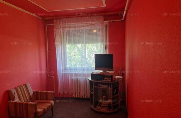 Makó 2 szobás lakás eladó a Bajcsy-Zsilinszky lakótelepen 6-ban
