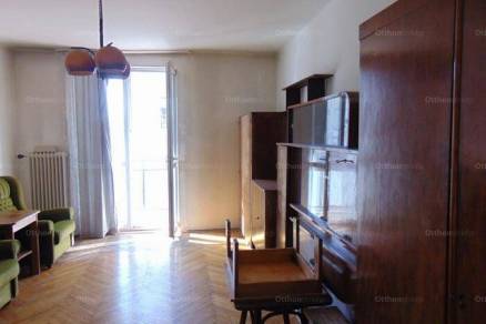 Győri eladó lakás, 2+1 szobás