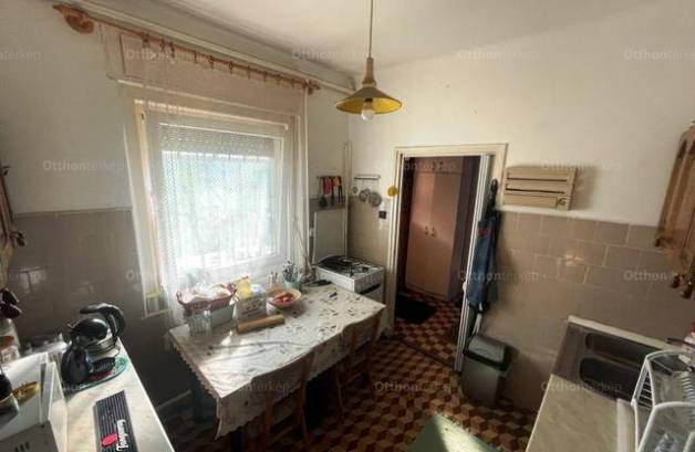 Budapesti családi ház eladó, 116 négyzetméteres, 4 szobás