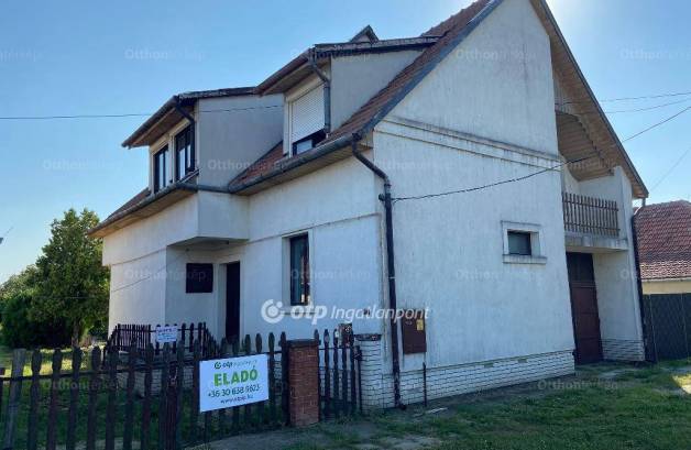 Családi ház eladó Gyula, 140 négyzetméteres
