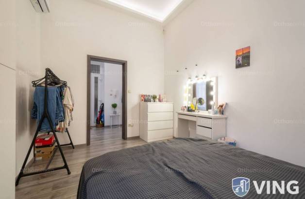 Budapesti eladó lakás, 3 szobás, 72 négyzetméteres