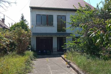 Eladó 6 szobás családi ház Rákoscsaba-Újtelepen, Budapest, Naplás út