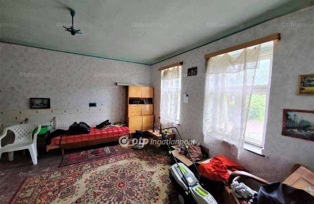 Eladó 2 szobás családi ház Mátranovák