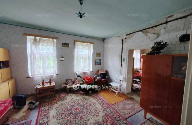 Eladó 2 szobás családi ház Mátranovák