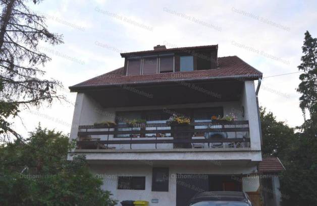 Eladó 4 szobás családi ház Balatonalmádi