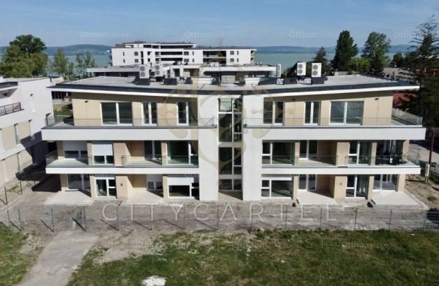 Balatonlellei új építésű lakás eladó, 48 négyzetméteres, 2 szobás