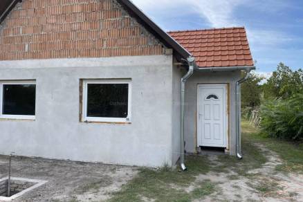 Új Építésű eladó családi ház Szeged, 3 szobás