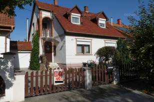 Családi ház eladó Kalocsa - Menyhárt László utca 17., 122 négyzetméteres