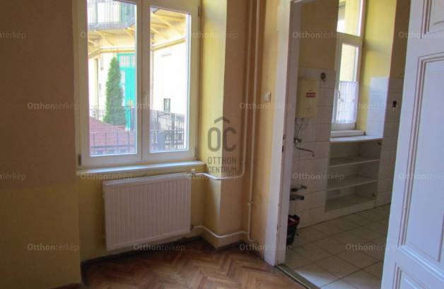 Miskolci lakás eladó a Széchenyi István úton, 108 négyzetméteres