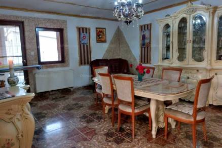 Győri családi ház eladó, 210 négyzetméteres