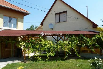 Eladó családi ház Tokaj, 4 szobás