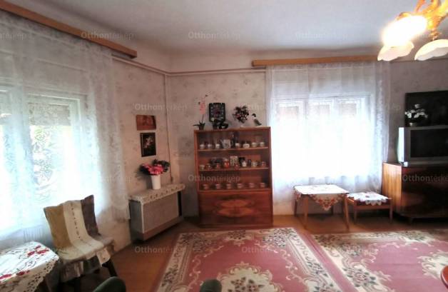 Eladó házrész Debrecen, 1 szobás