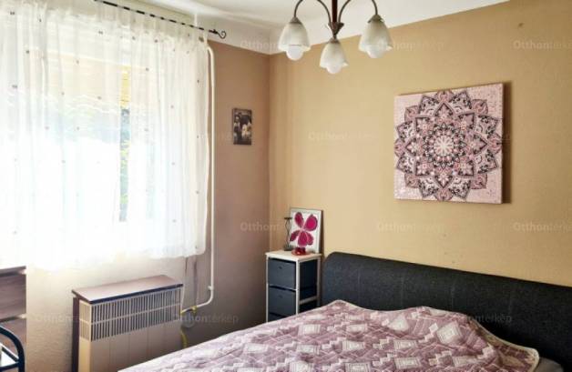 Eladó 3 szobás családi ház Királyerdőn, Budapest, Szárcsa utca