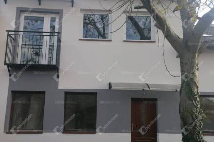 Eladó családi ház, Győr, 7 szobás