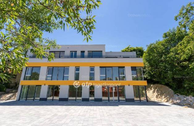 Budapest 17 szobás új építésű családi ház eladó, Zöldmálon