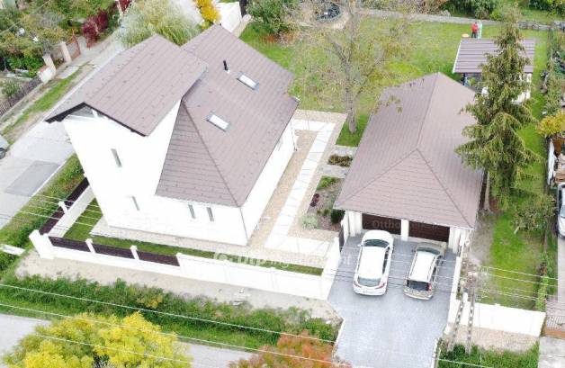 Családi ház eladó Göd, 260 négyzetméteres