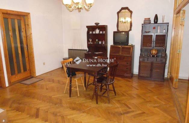 Debrecen eladó lakás a Hadházi úton