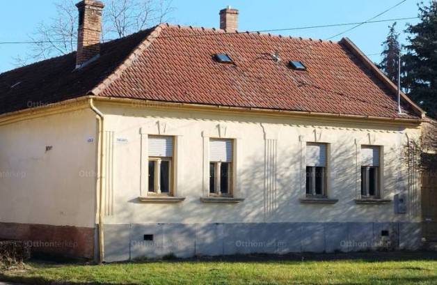 Családi ház eladó Gyula, 220 négyzetméteres
